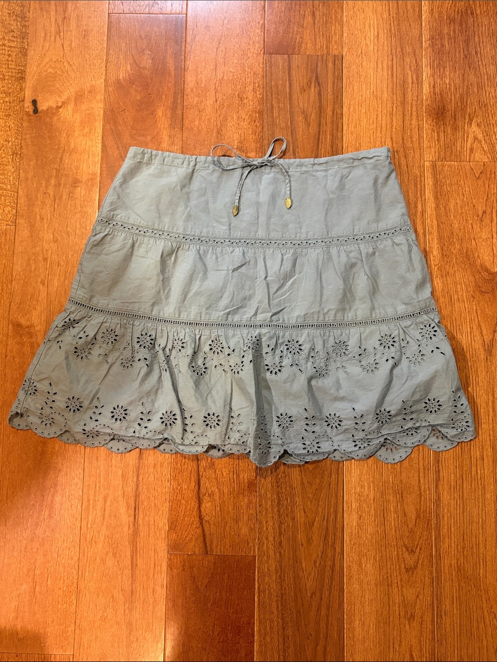 American Eagle Outfitters Sage Green Eyelet Tiered Skirt